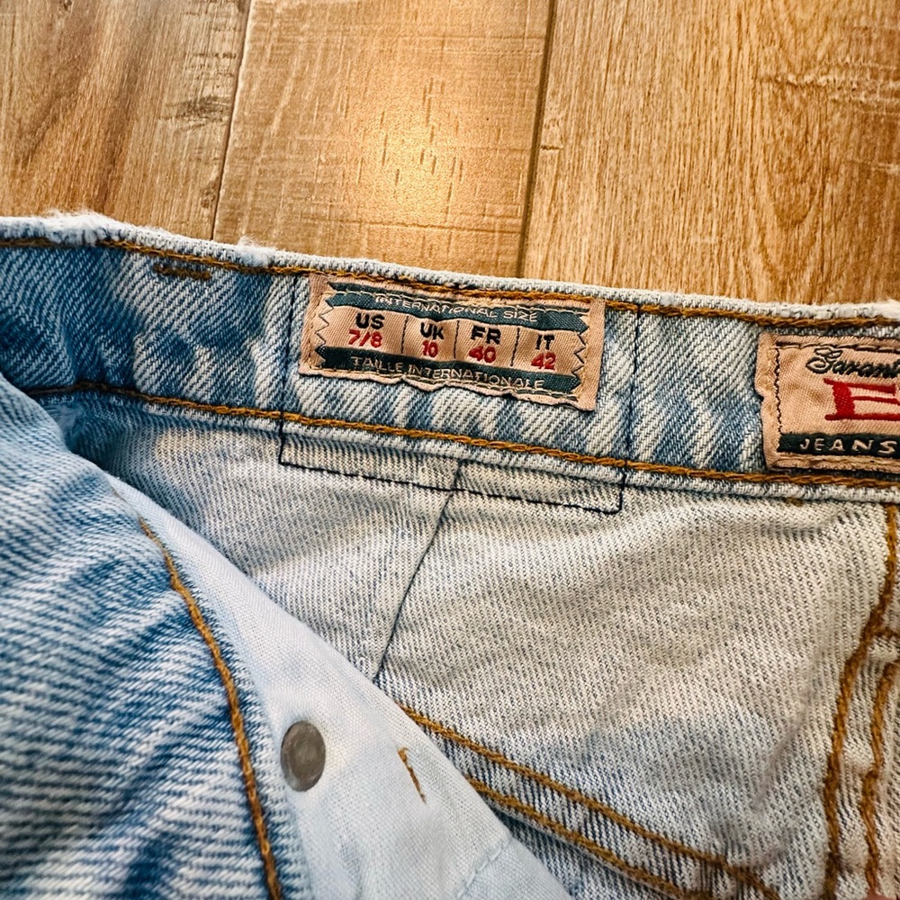 90’s Vintage Express High Rise Slim fit Women's Light Wash Jeans - Picture 3 of 6